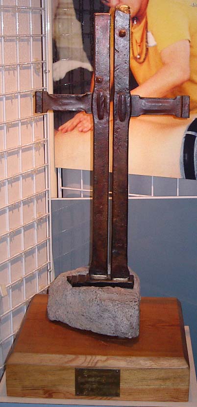 twin towers trench art cross